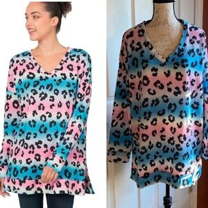 Zenana Animal Print V-Neck Casual Top Pink Blue sz 1X